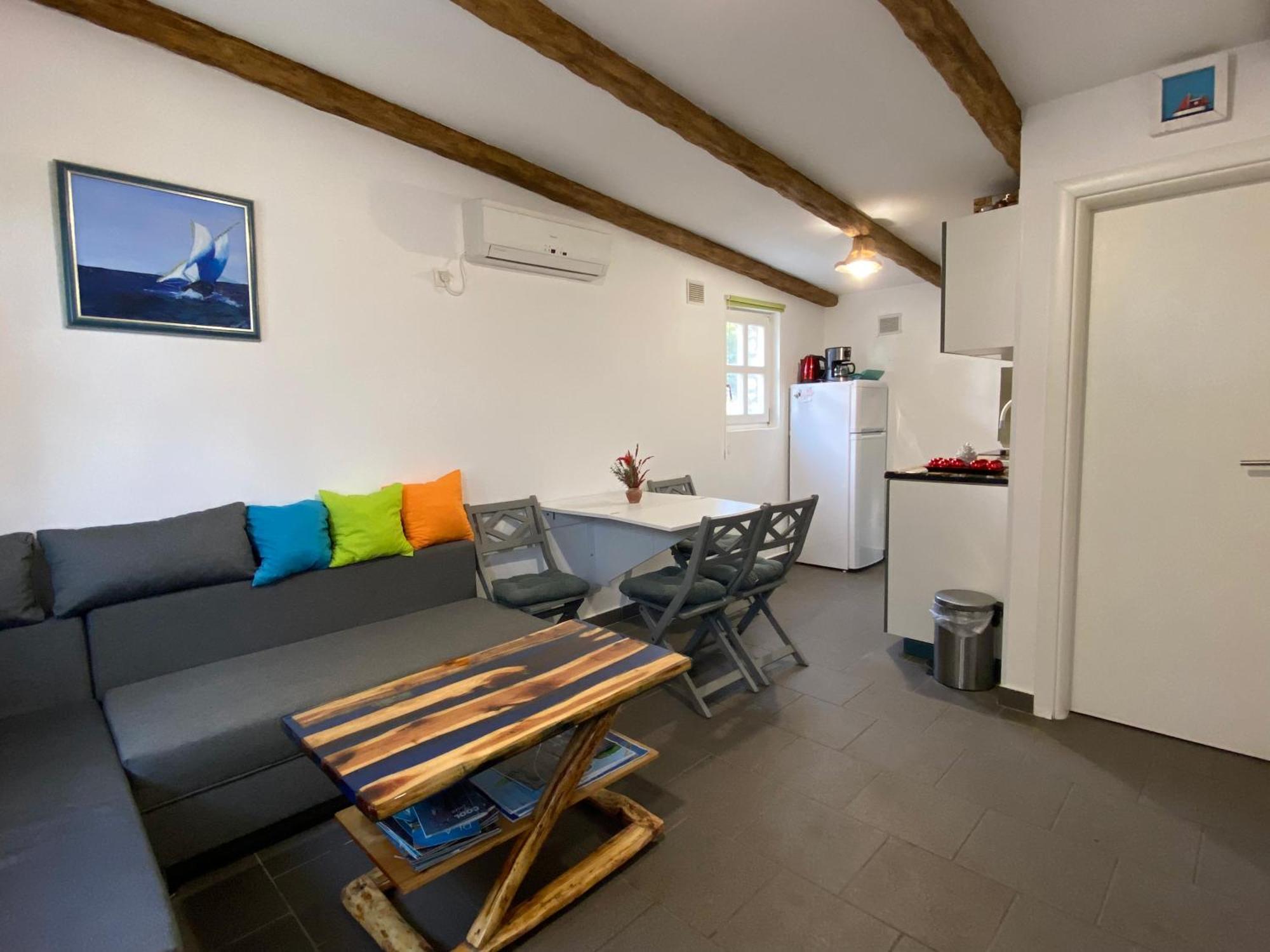 Ruby Holiday home Sveti Jakov